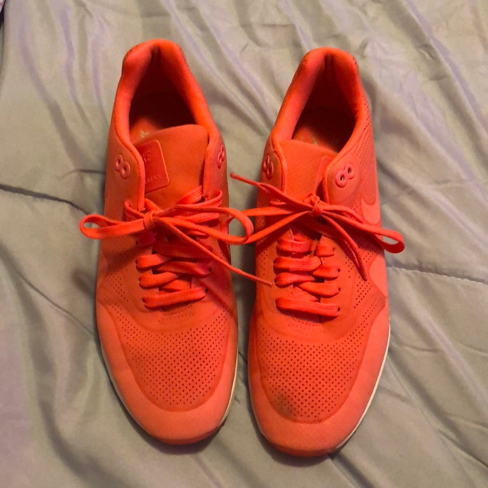 Nike bright coral size 11 Womans